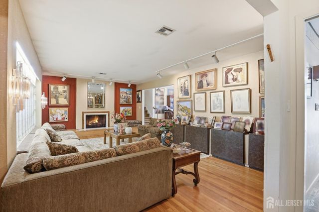 467 Lincoln Avenue, Highland Park, NJ 08904