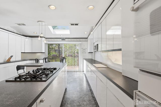 467 Lincoln Avenue, Highland Park, NJ 08904