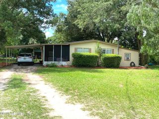 140 YANCEY Circle, Satsuma, FL 32189