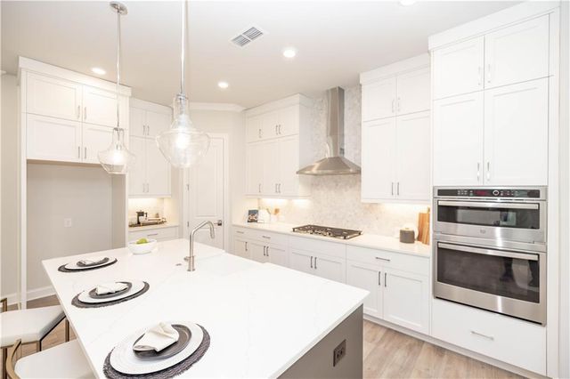 525 Godfrey Drive, Cumming, GA 30040