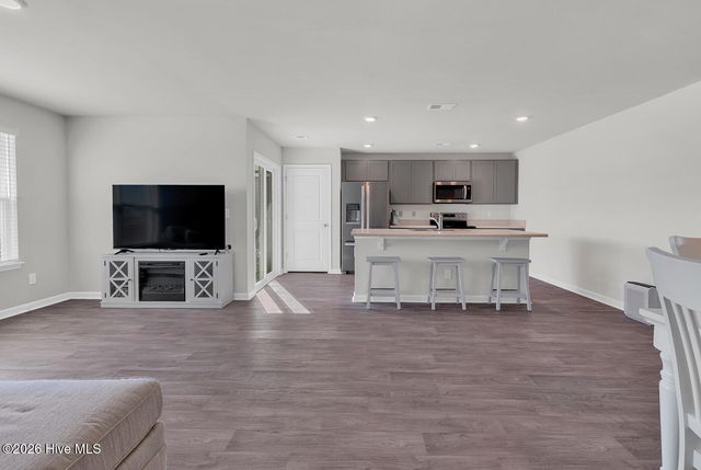 4577 E Coast Lane, Shallotte, NC 28470