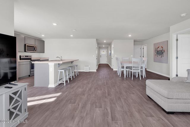 4577 E Coast Lane, Shallotte, NC 28470