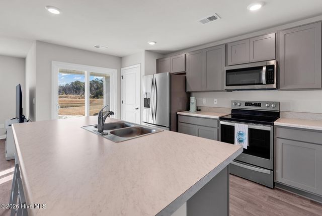 4577 E Coast Lane, Shallotte, NC 28470