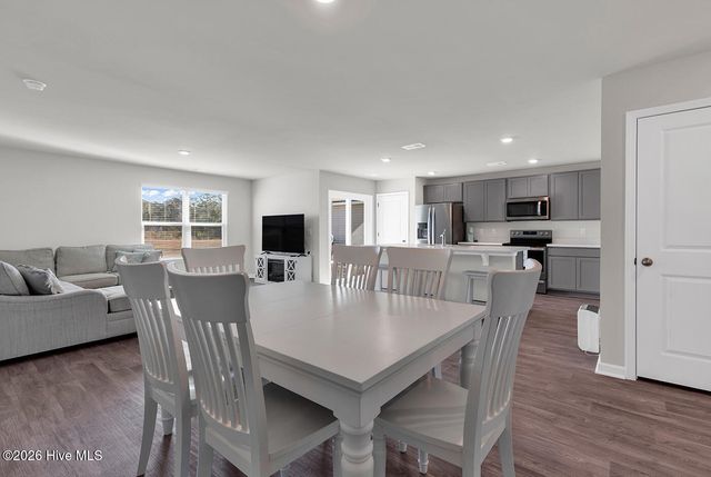 4577 E Coast Lane, Shallotte, NC 28470