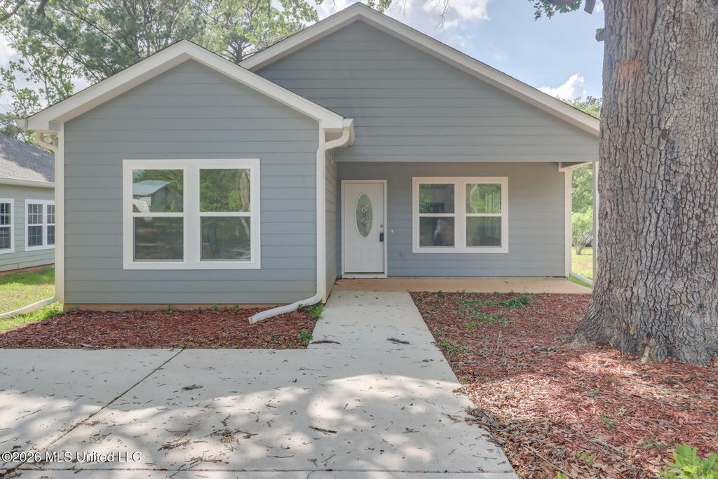 13469 Mary Avenue, Gulfport, MS 39503