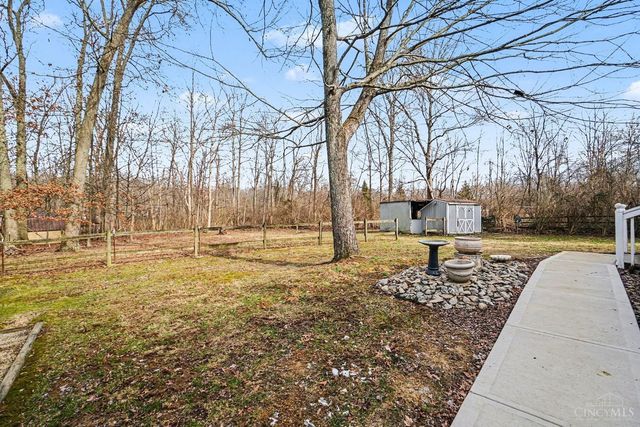 1571 Crosstown Road, Sterling Twp, OH 45176