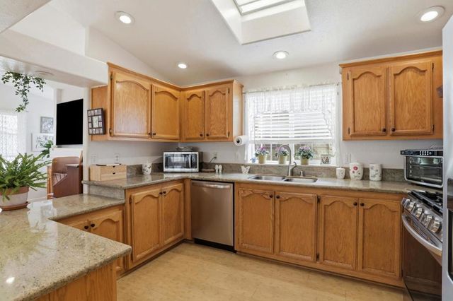 433 Sylvan Avenue, Mountain View, CA 94041