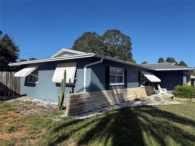 568 HILLCREST DRIVE, Largo, FL 33771