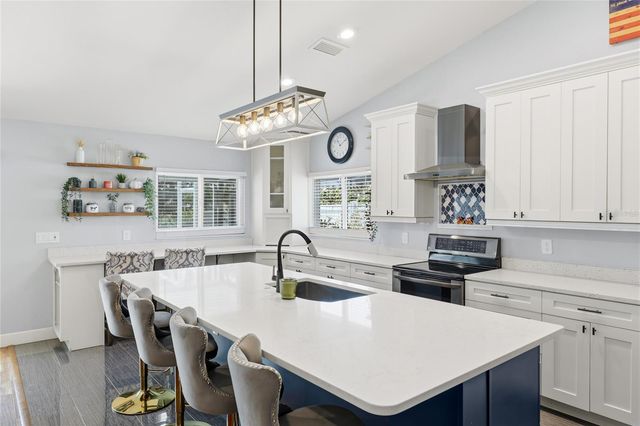10810 SAILBROOKE DRIVE, Riverview, FL 33579