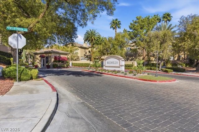 1700 Hills Of Red Drive 204, Las Vegas, NV 89128