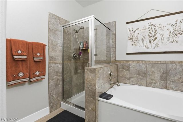 1700 Hills Of Red Drive 204, Las Vegas, NV 89128