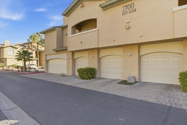 1700 Hills Of Red Drive 204, Las Vegas, NV 89128