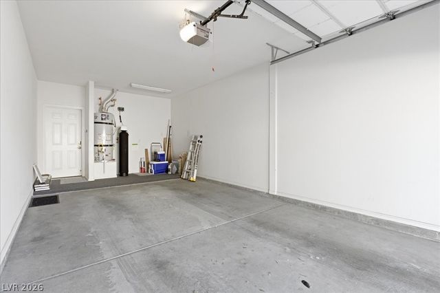 1700 Hills Of Red Drive 204, Las Vegas, NV 89128