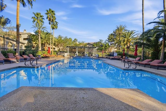 1700 Hills Of Red Drive 204, Las Vegas, NV 89128