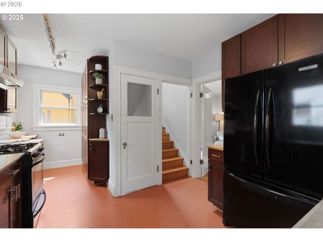 436 Se 44TH Ave, Portland, OR 97215