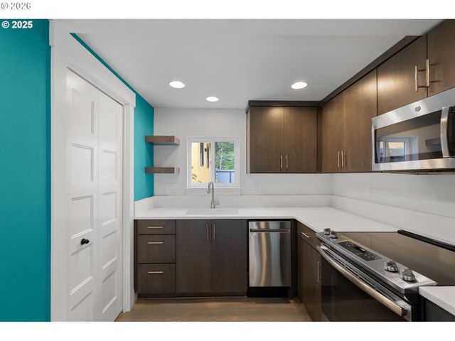 436 Se 44TH Ave, Portland, OR 97215