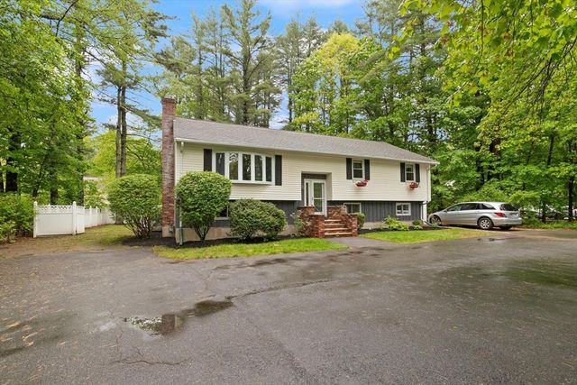 901 Haverhill St, Rowley, MA 01969