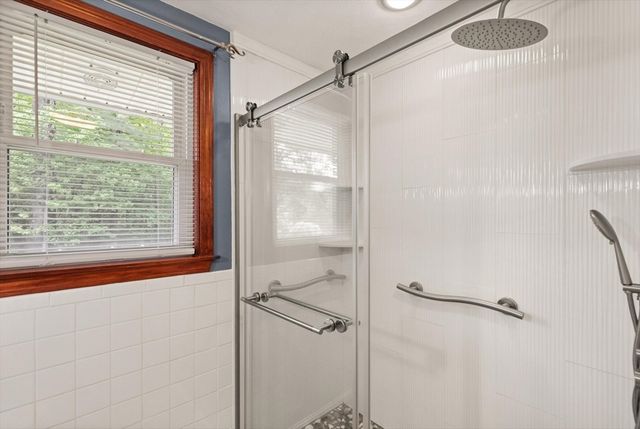 901 Haverhill St, Rowley, MA 01969