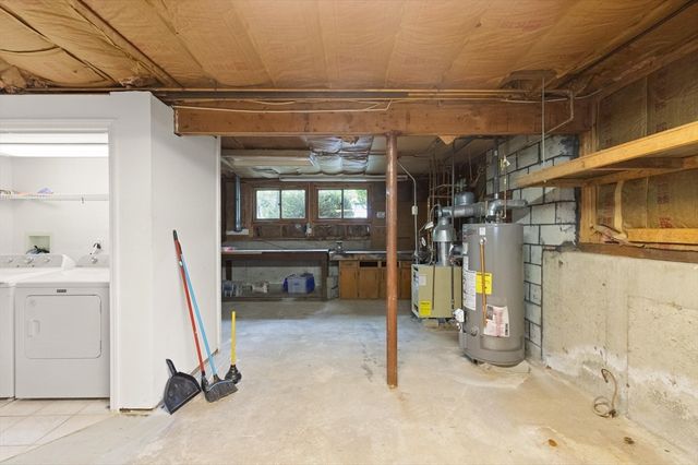 901 Haverhill St, Rowley, MA 01969