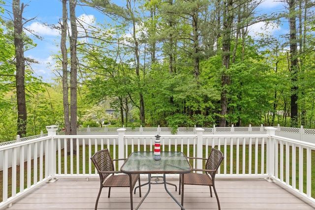 901 Haverhill St, Rowley, MA 01969