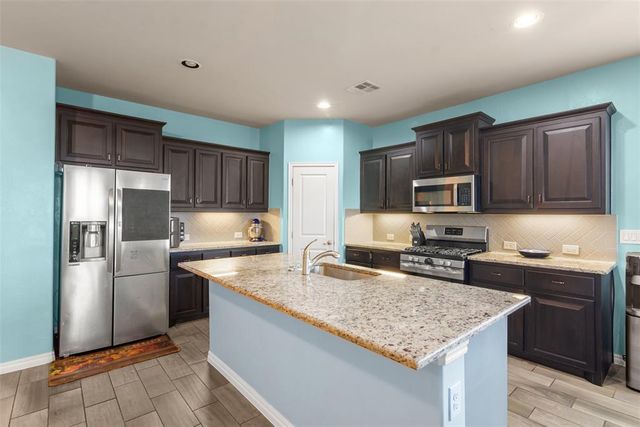 3504 Sadie Drive, Yukon, OK 73099