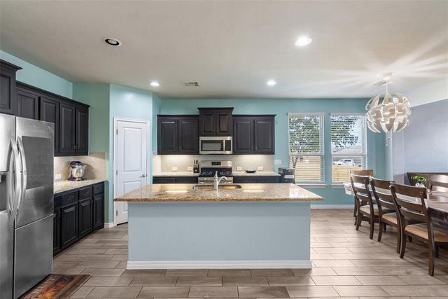 3504 Sadie Drive, Yukon, OK 73099