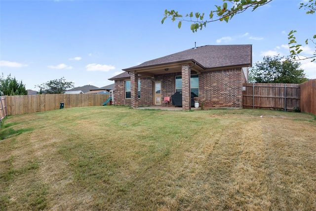 3504 Sadie Drive, Yukon, OK 73099