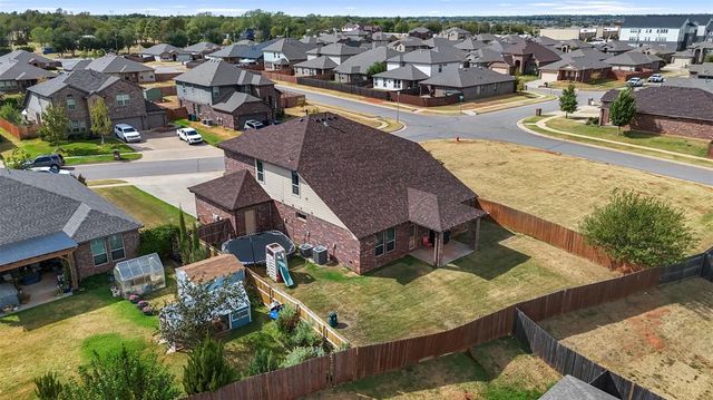 3504 Sadie Drive, Yukon, OK 73099