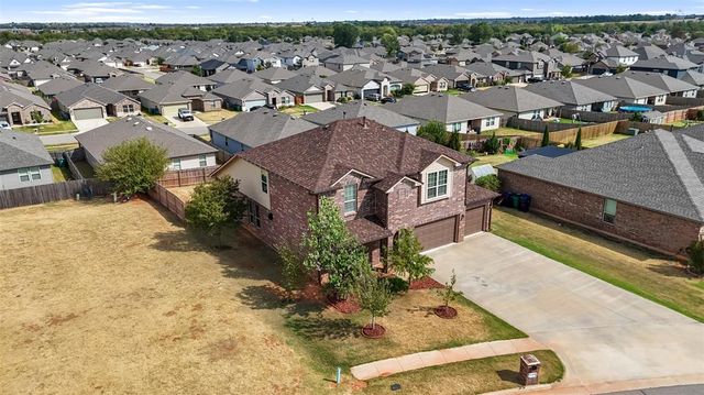 3504 Sadie Drive, Yukon, OK 73099