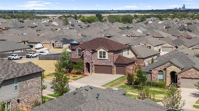 3504 Sadie Drive, Yukon, OK 73099