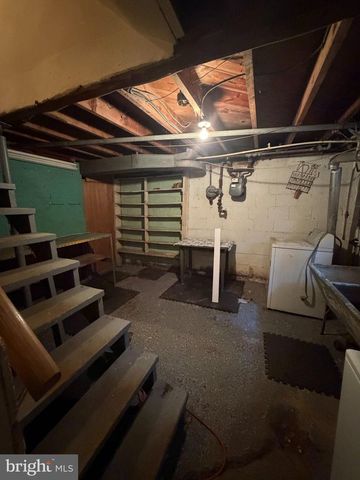 4606 BURLINGTON RD, Hyattsville, MD 20781