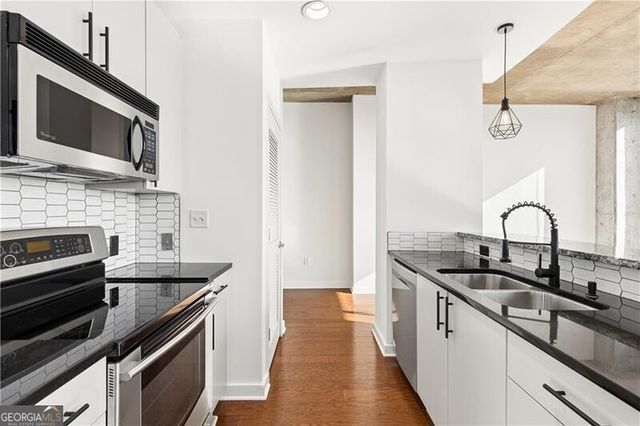 943 Peachtree Street NE 913, Atlanta, GA 30309