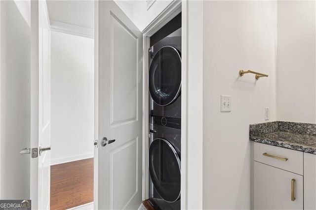 943 Peachtree Street NE 913, Atlanta, GA 30309