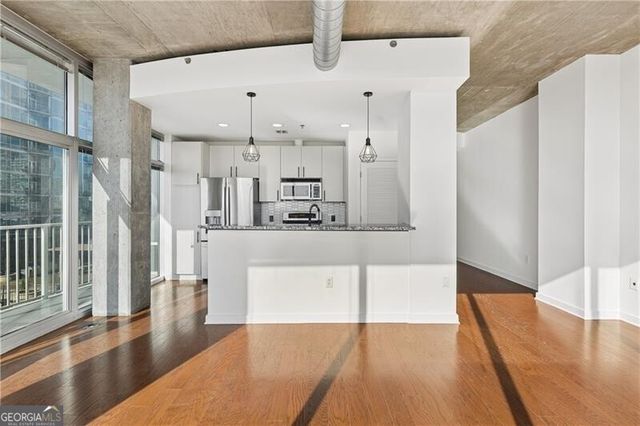 943 Peachtree Street NE 913, Atlanta, GA 30309