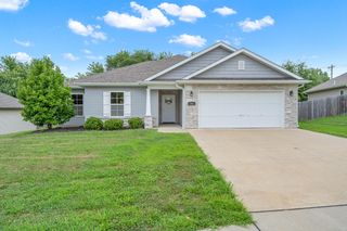 201 COPPER MOUNTAIN DR, Columbia, MO 65202