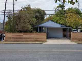 925 E 41st ST B, Austin, TX 78751