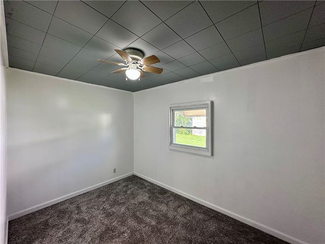 1920 Robinwood St, Union Twp, PA 16101