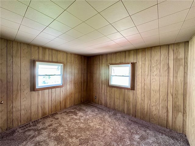 1920 Robinwood St, Union Twp, PA 16101