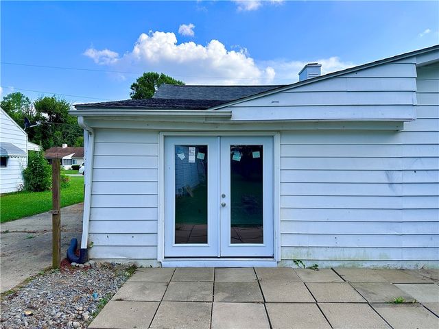 1920 Robinwood St, Union Twp, PA 16101