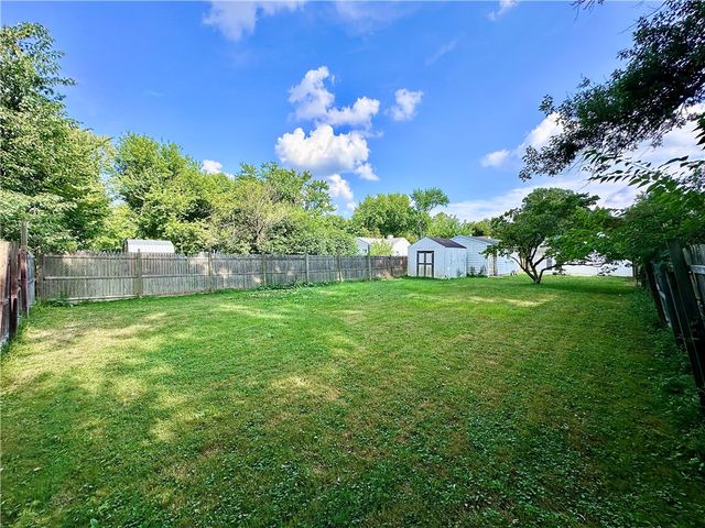 1920 Robinwood St, Union Twp, PA 16101