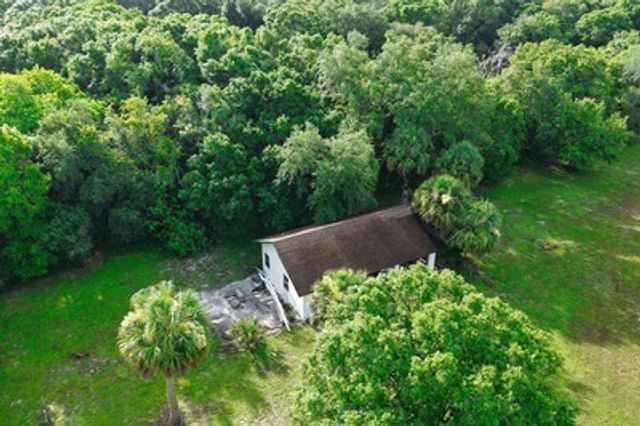 6235 4th Street, Vero Beach, FL 32968