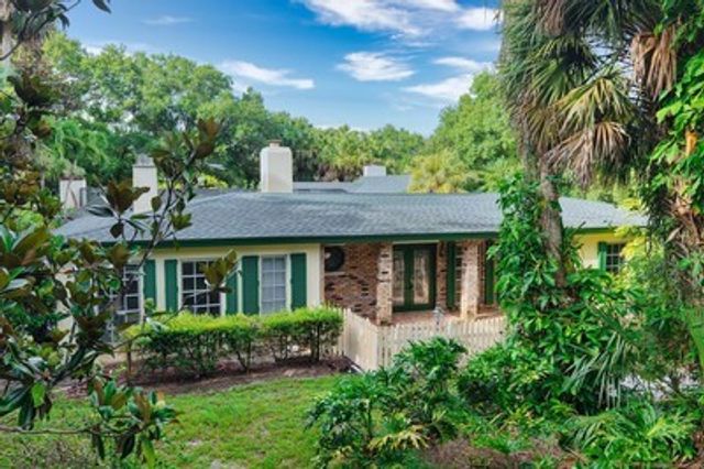 6235 4th Street, Vero Beach, FL 32968