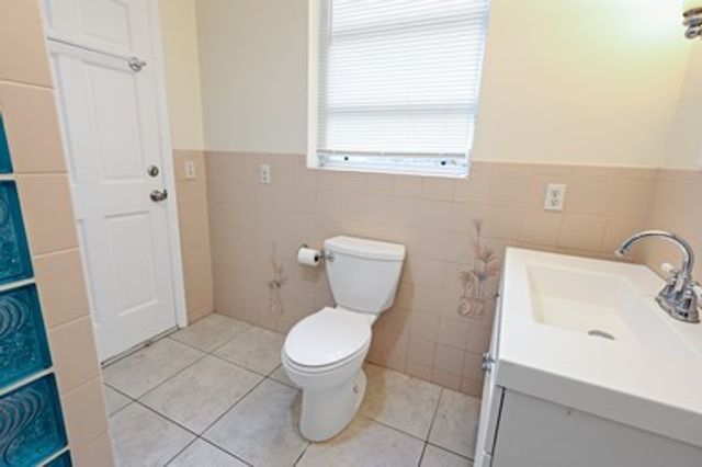 6235 4th Street, Vero Beach, FL 32968