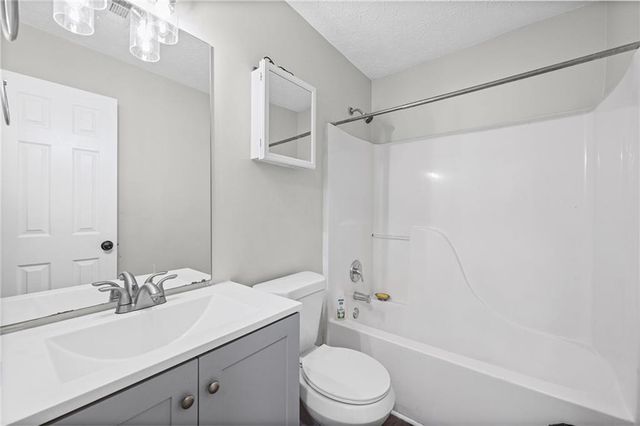 365 Cook Drive, Ellenwood, GA 30294