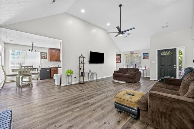 365 Cook Drive, Ellenwood, GA 30294