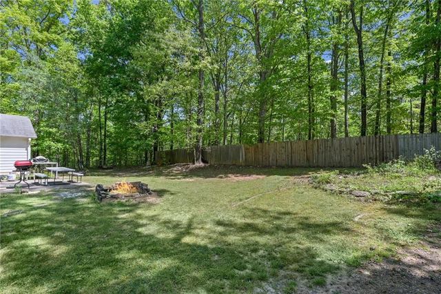 365 Cook Drive, Ellenwood, GA 30294