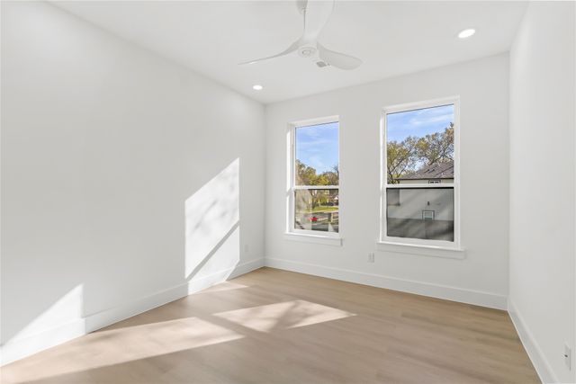 459 Hart Street, Dallas, TX 75203