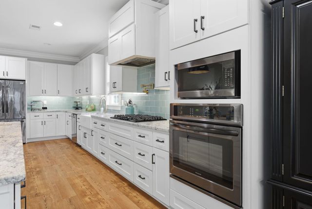 613 Collins Creek Dr., Murrells Inlet, SC 29576