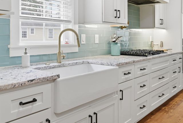 613 Collins Creek Dr., Murrells Inlet, SC 29576