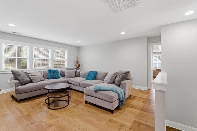 613 Collins Creek Dr., Murrells Inlet, SC 29576